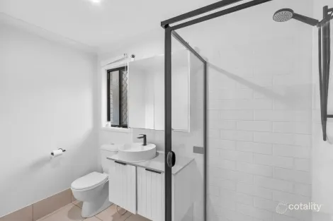 Property photo of 70A Garfield Road Logan Central QLD 4114