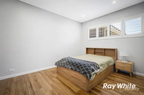 Property photo of 4 Mountview Avenue Doonside NSW 2767