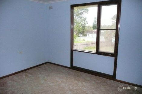 Property photo of 4 Denva Bird Way Taree NSW 2430