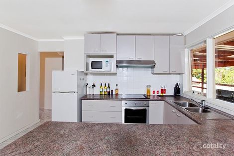 Property photo of 11 Georgiana Crescent Ambarvale NSW 2560