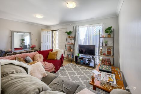 Property photo of 1/74 Plaza Street Wynnum West QLD 4178