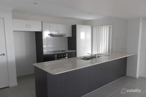 Property photo of 35 Koolamarra Drive Gracemere QLD 4702