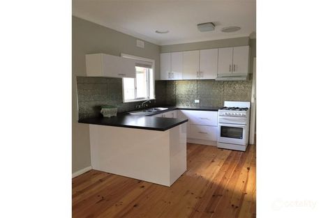 31 Park Cres, Wangaratta, VIC 3677