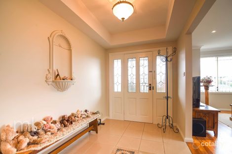 Property photo of 2 Valencia Drive Orange NSW 2800