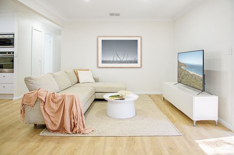 Property photo of 64 The Scenic Road Killcare Heights NSW 2257