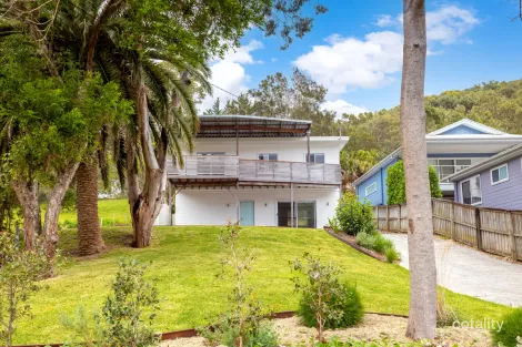 190 Boomerang Dr, Blueys Beach, NSW 2428