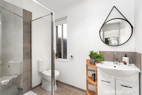 Property photo of 28 Mundi Crescent Manor Lakes VIC 3024