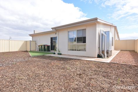 Property photo of 14 Barrie Robran Gate Whyalla Norrie SA 5608