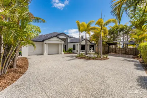 Property photo of 10 Palmer Court Newport QLD 4020
