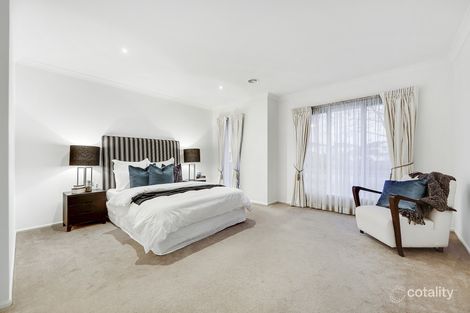 Property photo of 21 Lakeside Drive Sandhurst VIC 3977
