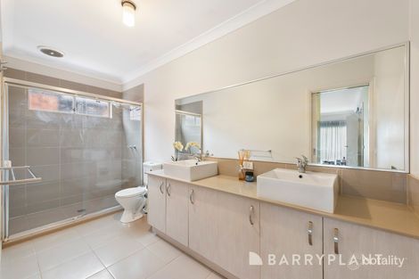 Property photo of 6 Edison Street Fraser Rise VIC 3336