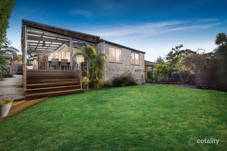 Property photo of 13 Valley View Crescent Berwick VIC 3806