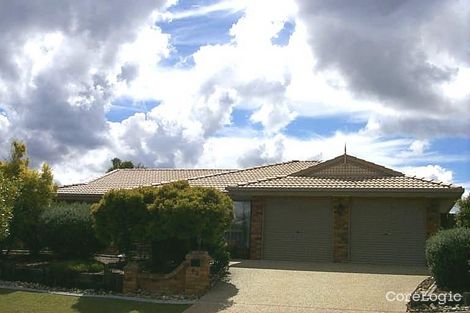 Property photo of 62 Bannockburn Crescent Parkinson QLD 4115