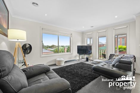 Property photo of 8 Newhaven Close Mount Pleasant VIC 3350