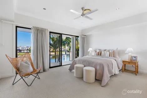 Property photo of 32 Parkview Place Helensvale QLD 4212