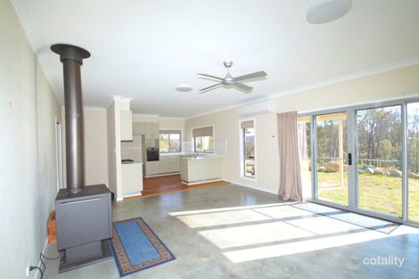 Property photo of 69 Rocklea Road Invergowrie NSW 2350