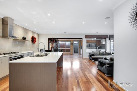 Property photo of 24 Suffolk Place Wollert VIC 3750