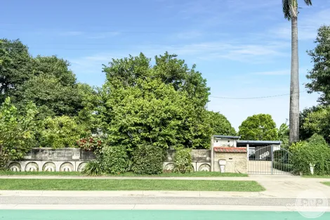 1099 Riverway Dr, Rasmussen, QLD 4815