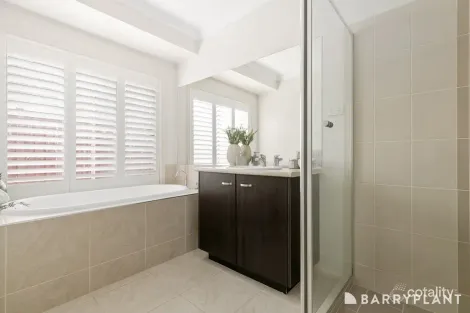 Property photo of 13 Jack William Way Berwick VIC 3806