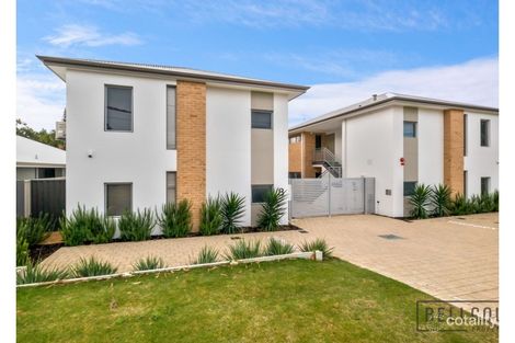 Property photo of 8 Halley Street Innaloo WA 6018