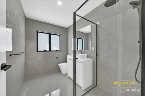 Property photo of 2/16 Henry Street St Albans VIC 3021
