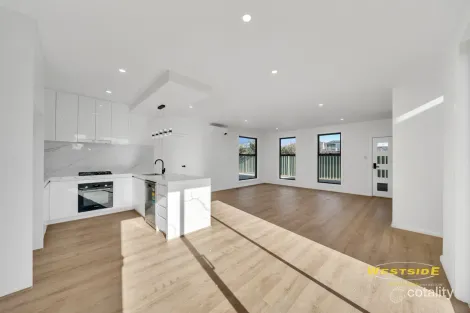 Property photo of 2/16 Henry Street St Albans VIC 3021
