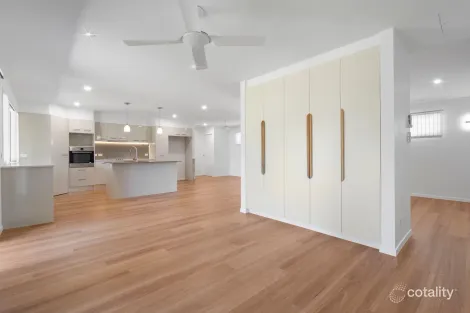 Property photo of 7 Crocus Street Daisy Hill QLD 4127