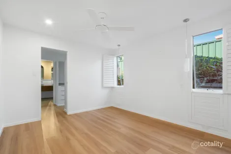 Property photo of 7 Crocus Street Daisy Hill QLD 4127