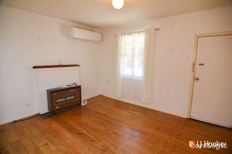 Property photo of 4 Bells Road Oakey Park NSW 2790