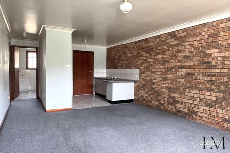 Property photo of 4/11 Teralba Road Broadmeadow NSW 2292