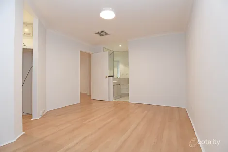 Property photo of 13B Gratwick Terrace Murdoch WA 6150