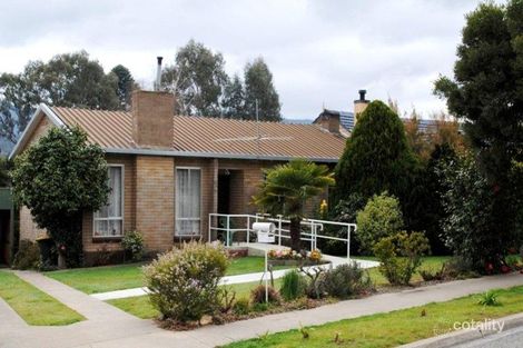 49 Lawrence St, Myrtleford, VIC 3737