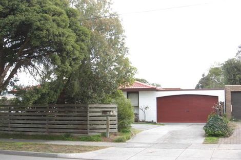 Property photo of 2 Champion Crescent Glen Waverley VIC 3150