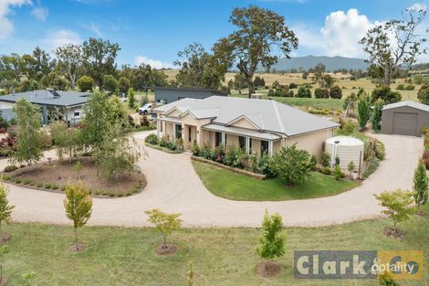 Property photo of 10 Greenfields Way Mansfield VIC 3722