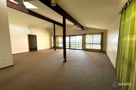 Property photo of 63 Kullaroo Road Summerland Point NSW 2259