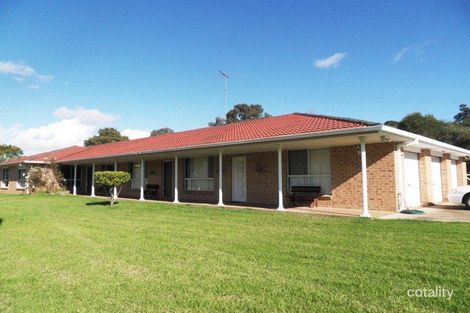 5 Wood Rd, Denham Court, NSW 2565