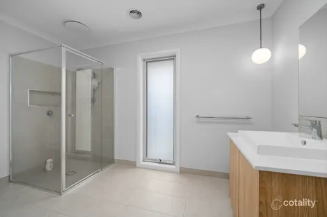 Property photo of 14 Guy Place Thurgoona NSW 2640