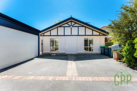 Property photo of 115 Captain Cook Crescent Narrabundah ACT 2604