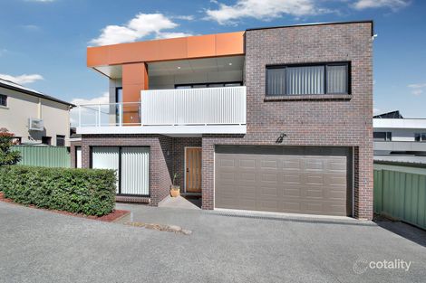 666 Henry Lawson Dr, East Hills, NSW 2213