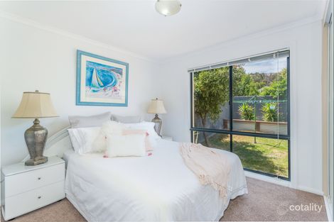 Property photo of 7 Bluestone Gardens Jerrabomberra NSW 2619