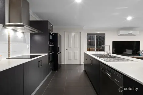 Property photo of 26B Boscawan Crescent Bellbird Park QLD 4300