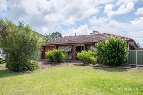 Property photo of 4 Bundarra Close Eleebana NSW 2282