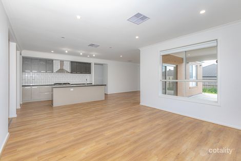 Property photo of 17 Naroon Drive Kalkallo VIC 3064