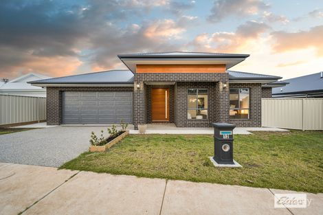 Property photo of 12 Goldsworthy Street Springdale Heights NSW 2641