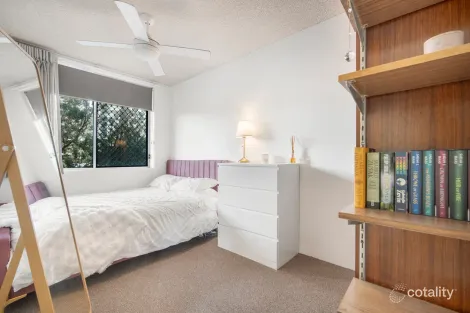 Property photo of 3/2 Britannia Avenue Broadbeach QLD 4218