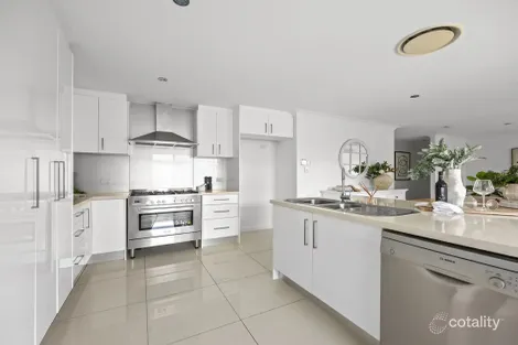 Property photo of 5 Mahogany Rise Brookwater QLD 4300