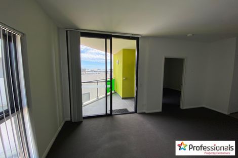 Property photo of 35/2 Points Way Cockburn Central WA 6164