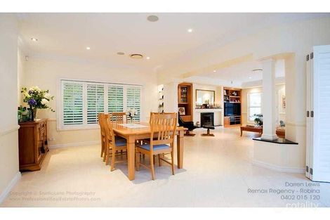 Property photo of 11 Miling Court Robina QLD 4226