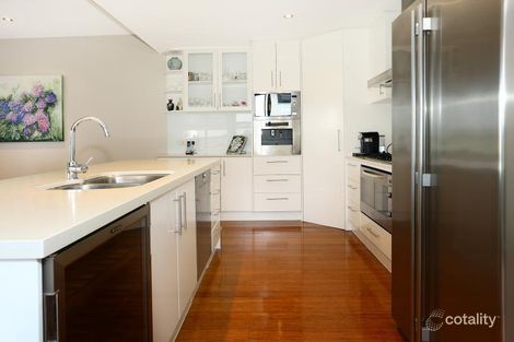 Property photo of 6026 Vista Drive Benowa QLD 4217