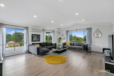 Property photo of 2 Garvie Place Highland Park QLD 4211